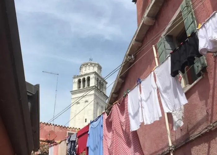 Calle dei Preti